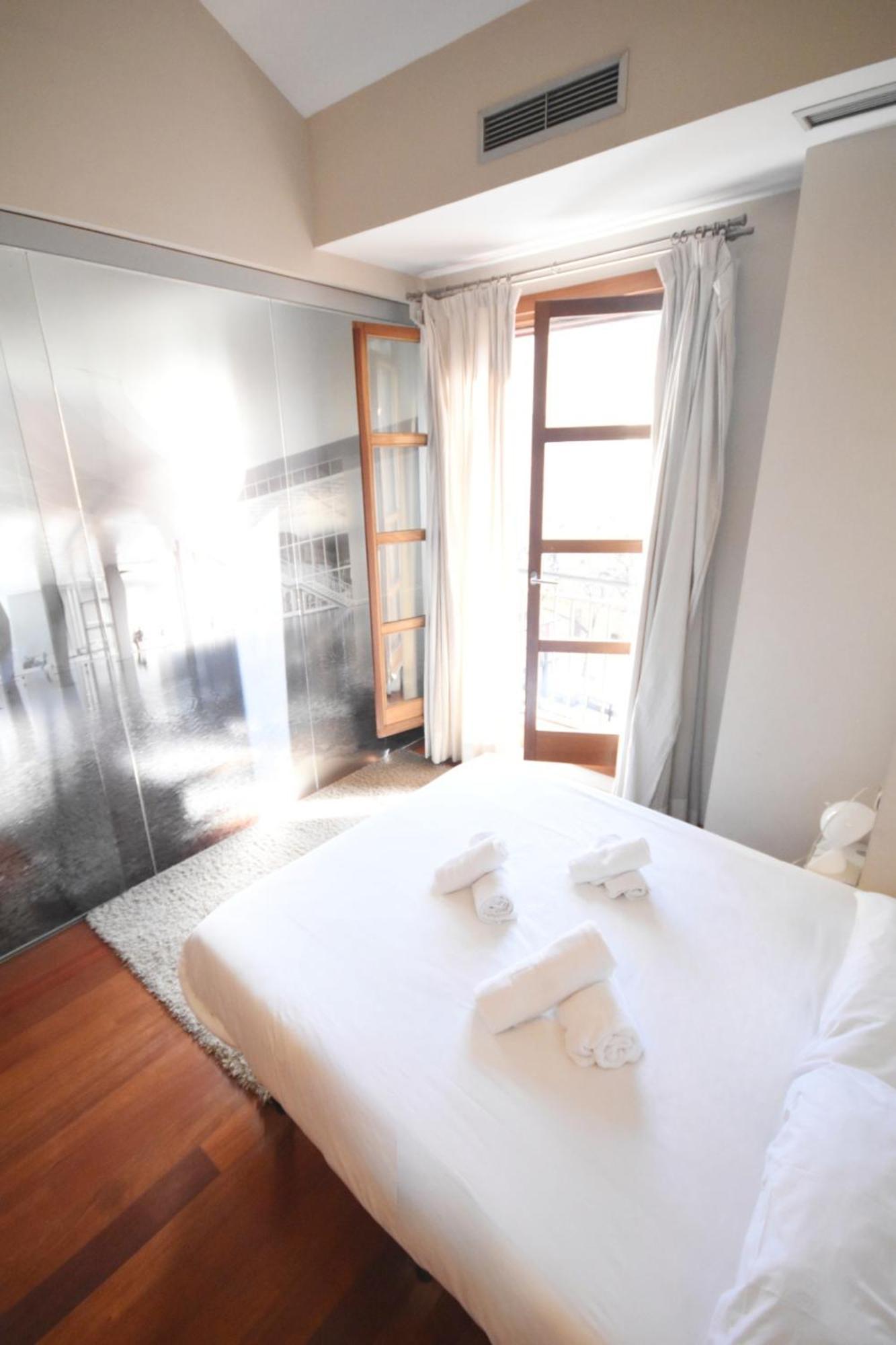 Bello Apartamento En La Plaza Del Tossal 발렌시아 외부 사진